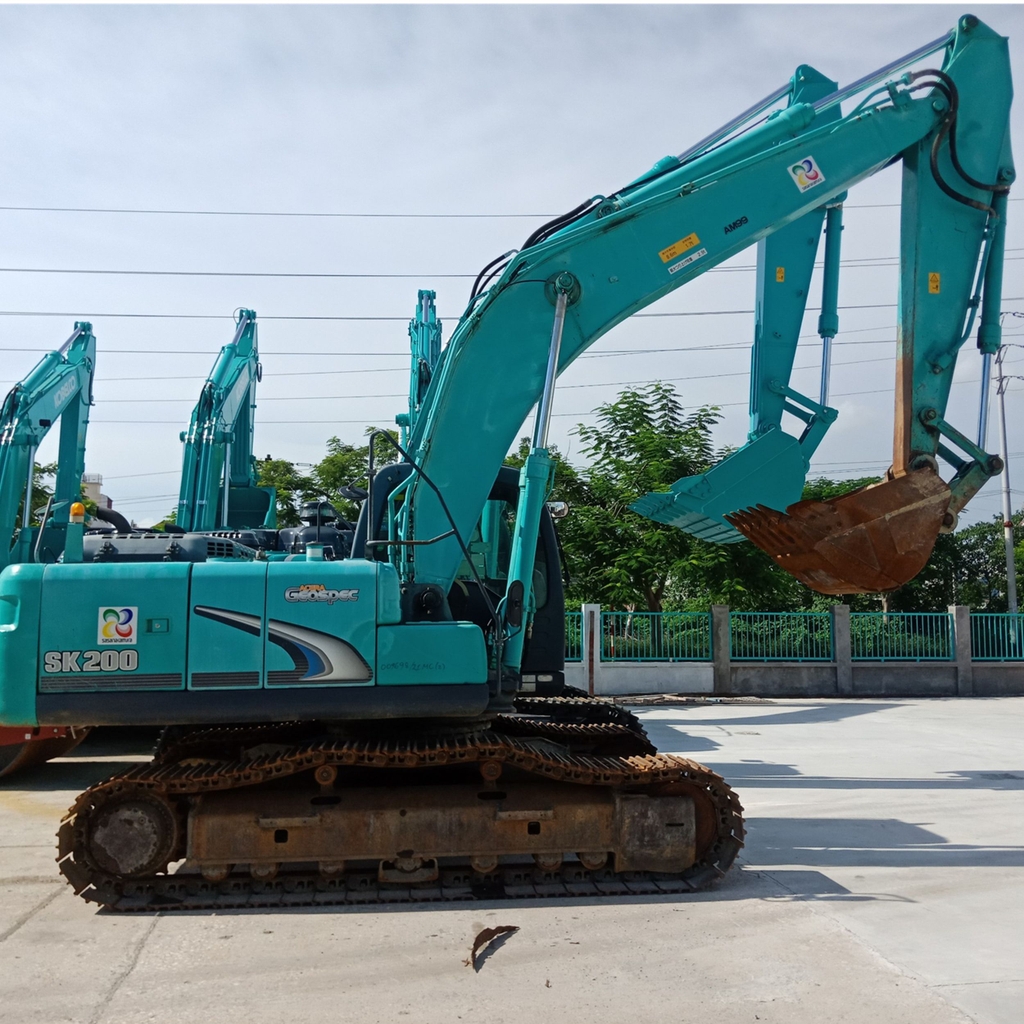 Máy xúc đào Kobelco SK200-8